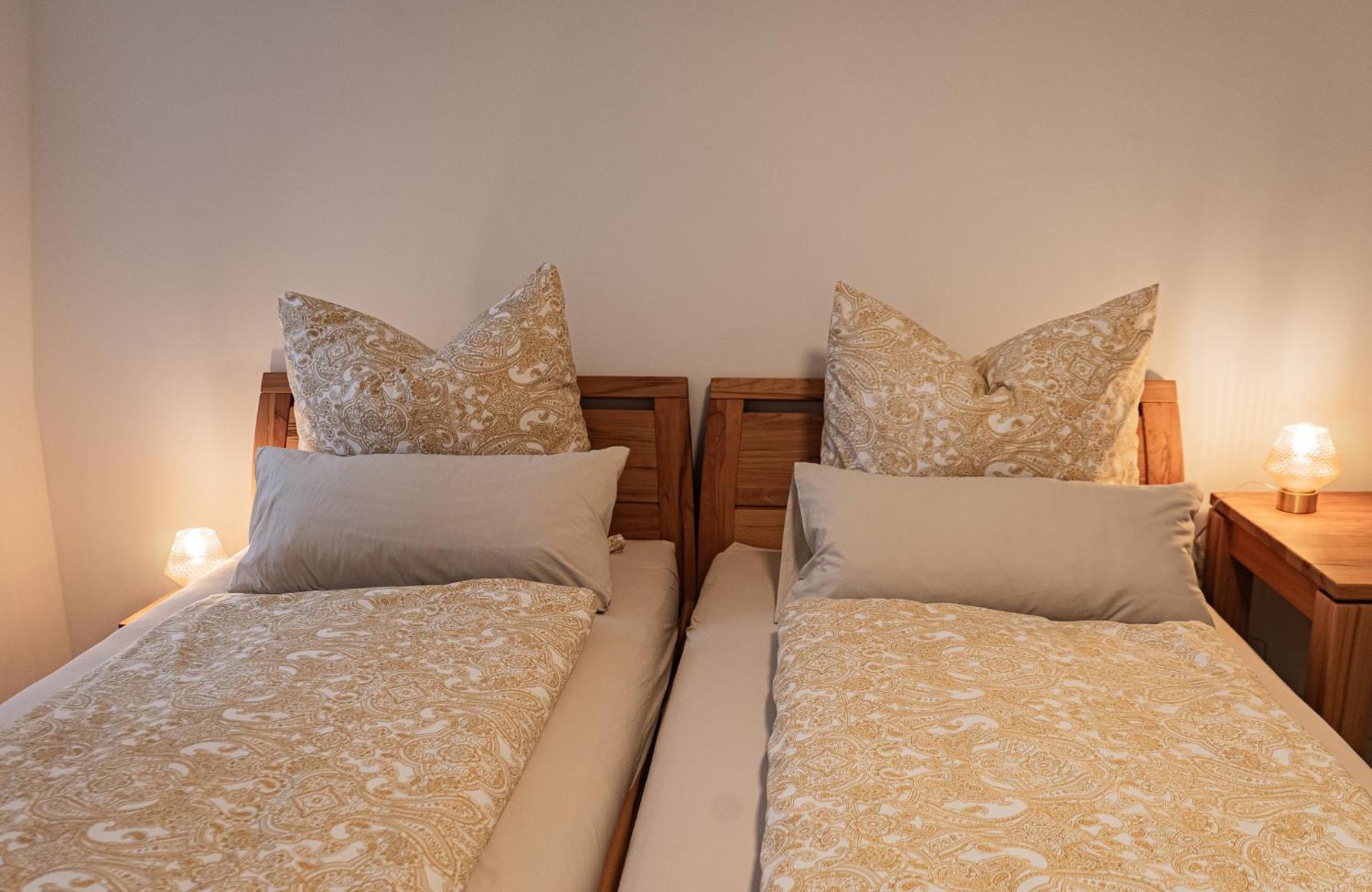 Holly Gmbh Ferienwohnungen Bad Alexandersbad Luaran gambar